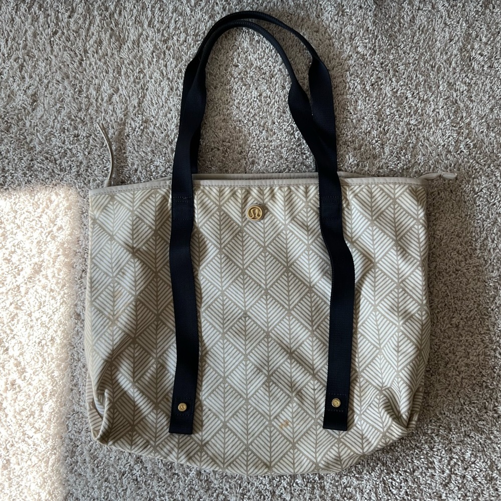 Lululemon Bag